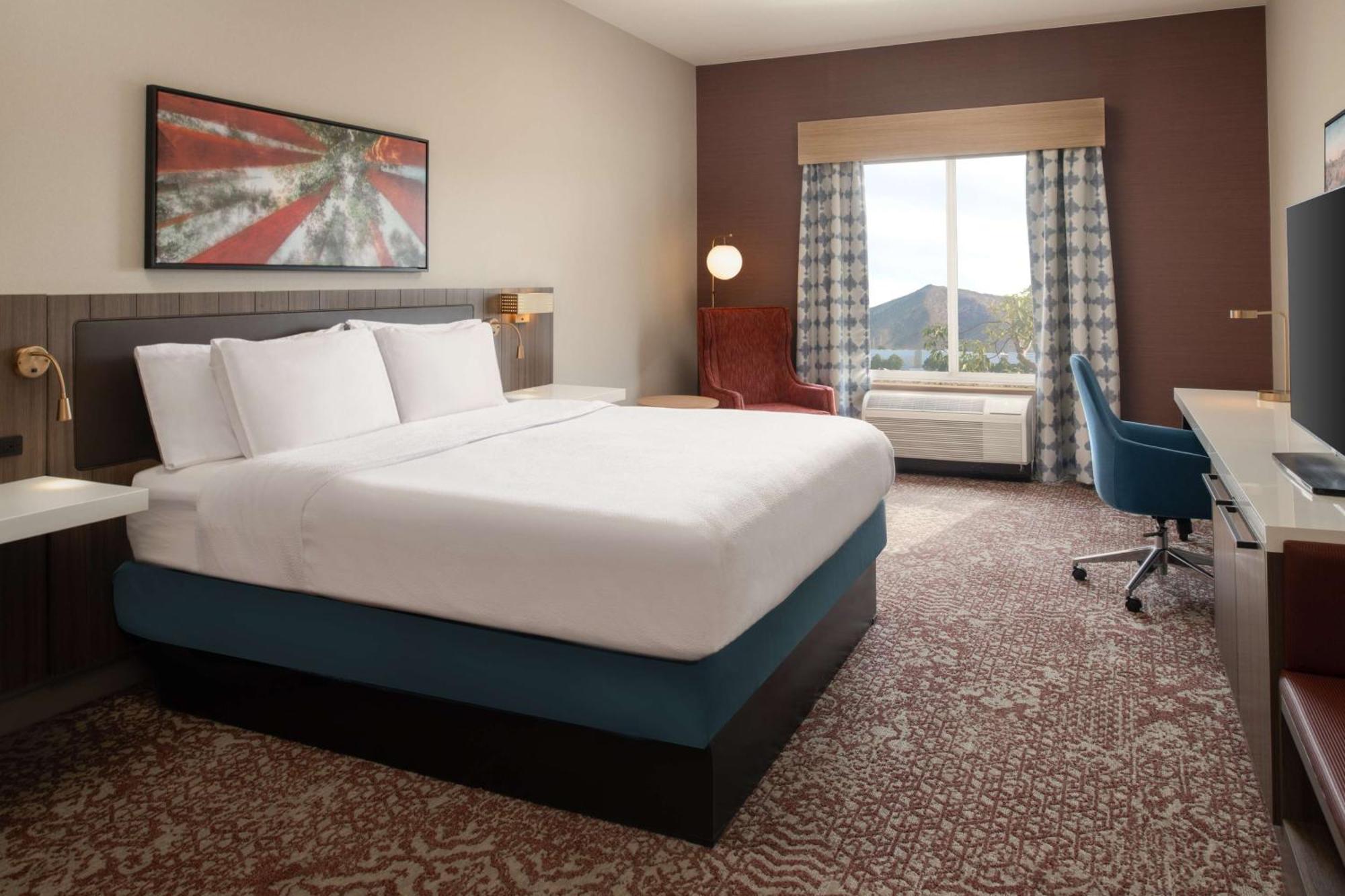 Hilton Garden Inn Fontana Ngoại thất bức ảnh