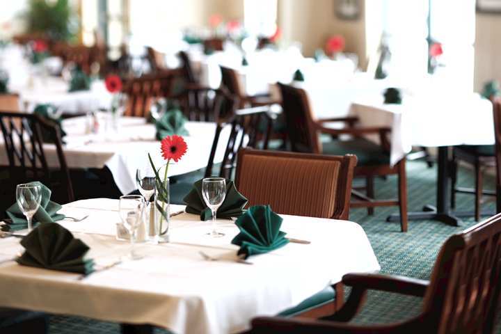 Hilton Garden Inn Fontana Ngoại thất bức ảnh